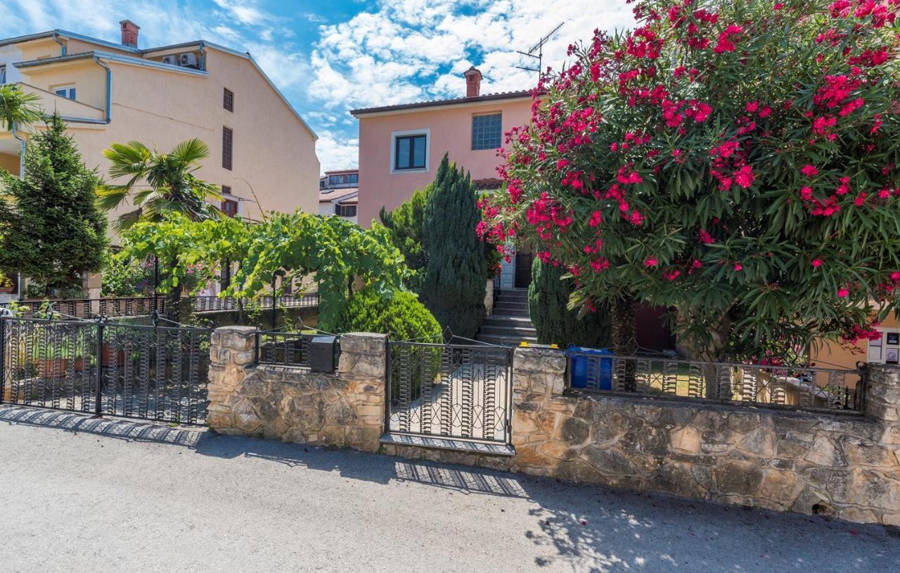 Apartments Magdalena As22 Rovinj Exterior photo
